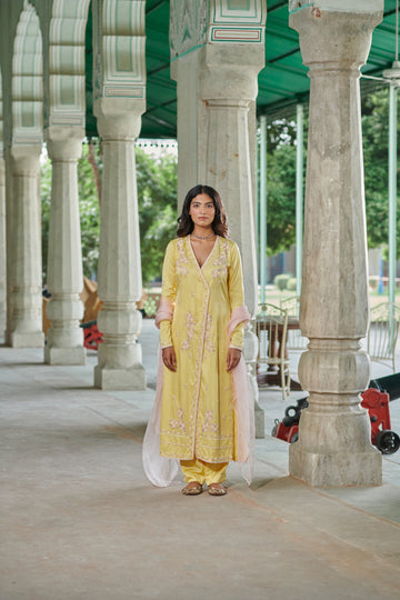 Suvarṇā (सुवर्णा) - Long Embroidered Kurta with Pants Set